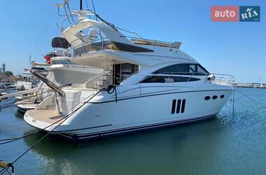 Моторная яхта Princess Flybridge 2009 в Киеве