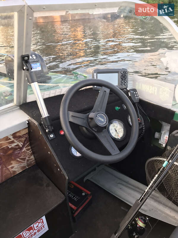 Катер Прогресс 2 1987 в Киеве