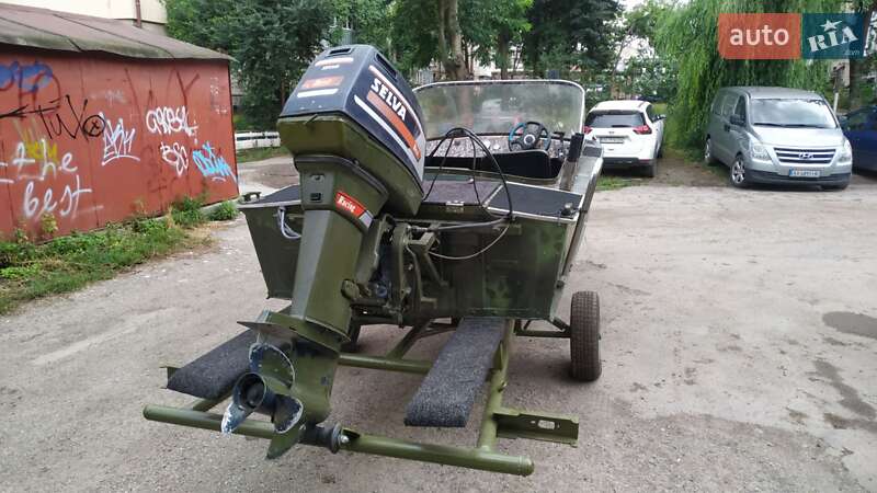 Катер Прогресс 2 1990 в Каменец-Подольском