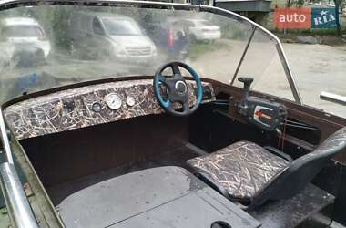 Катер Прогресс 2 1990 в Каменец-Подольском