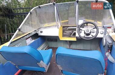 Лодка Прогресс 2 1990 в 