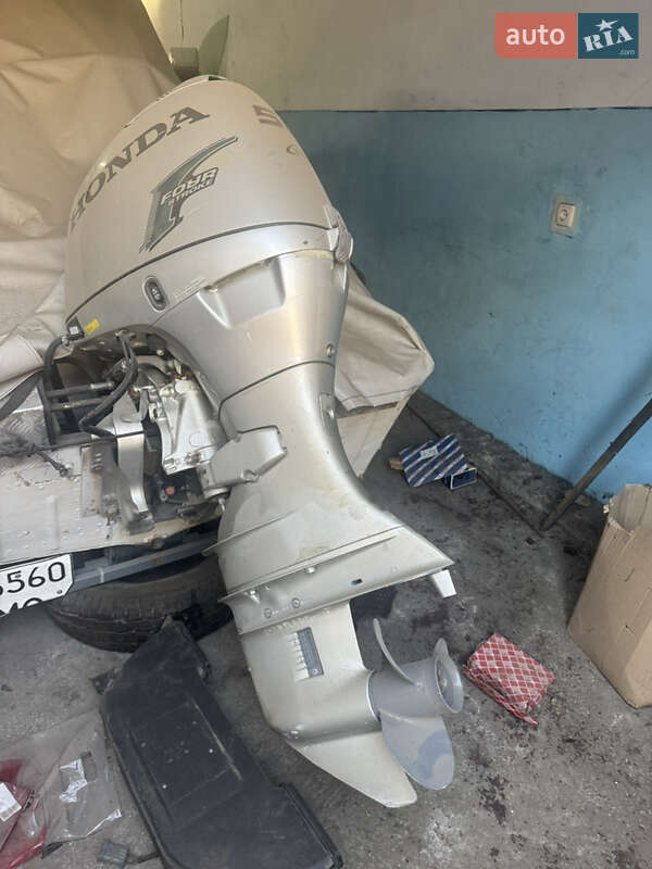 Човен Прогресс 2 2004 в Чернівцях фото 18 Човен Прогресс 2 2004 в Чернівцях