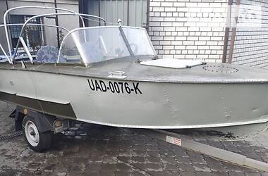 Лодка Прогресс 2М 2000 в Днепре