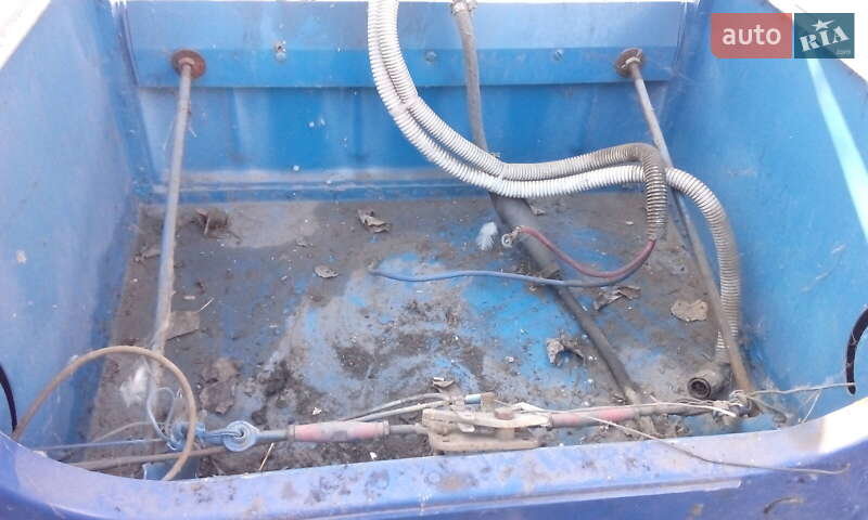 Катер Прогресс 2М 2010 в Дніпрі