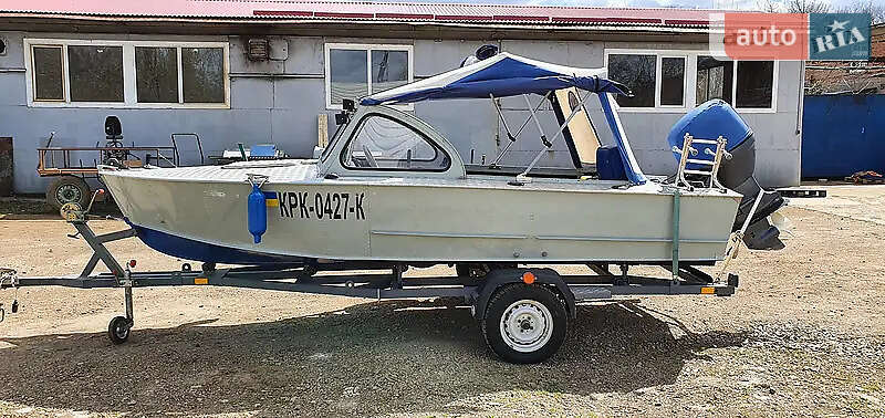 Катер Прогресс 2М 1979 в Полтаві