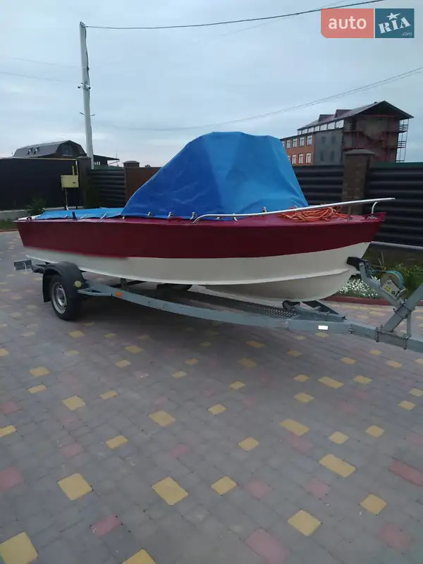 Катер Прогресс 2М 2000 в 