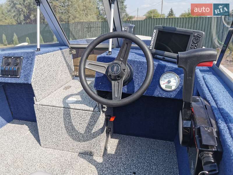 Катер Прогресс 2М 1979 в Полтаві