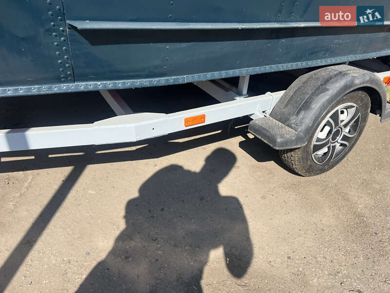 Катер Прогресс 2М 2005 в Лозовой