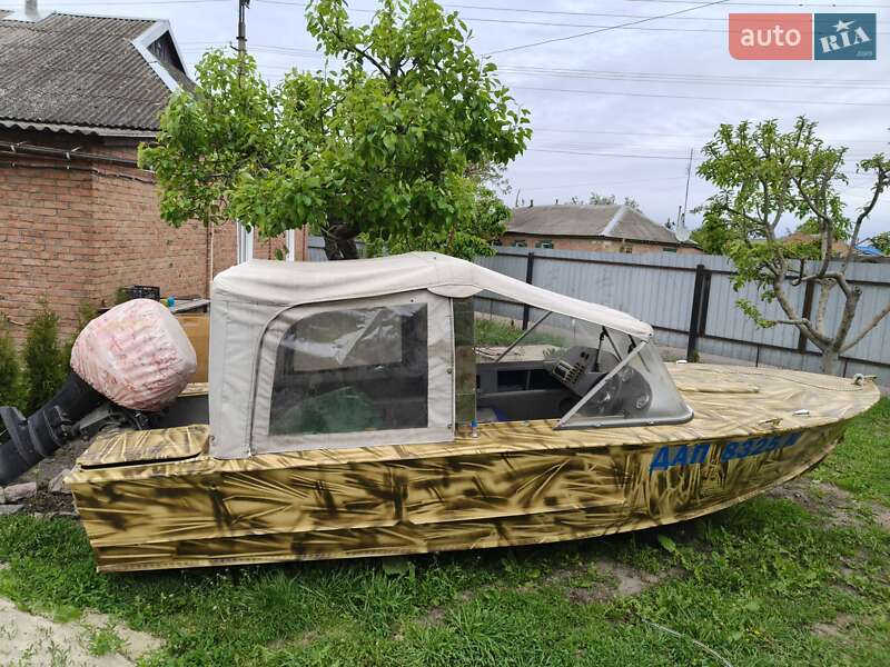 Човен Прогресс 2М 1985 в Кобеляках