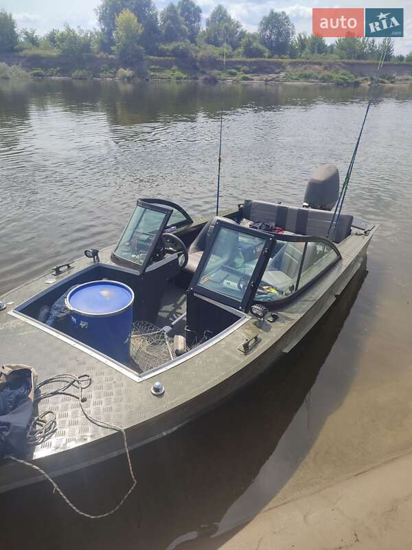 Човен Прогресс 2М 2020 в Києві