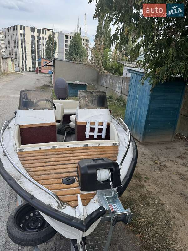 Катер Прогресс 4 1999 в Василькове фото 3 Катер Прогресс 4 1999 в Василькове