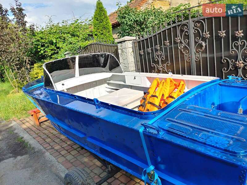 Катер Прогресс Прогресс 2023 в Ужгороде