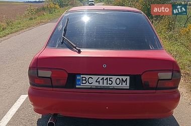 Седан Proton 415 1995 в Самборе