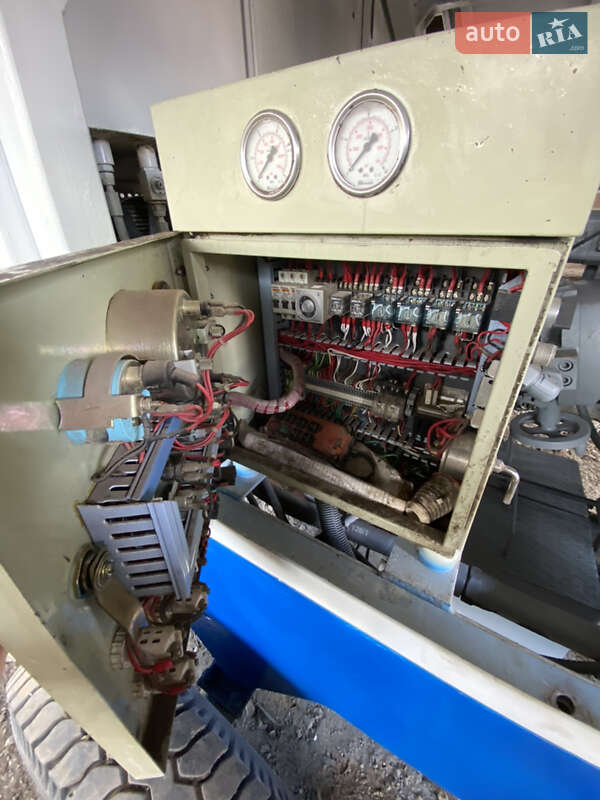 Бетононасос Putzmeister BSA 2009 в Кривом Роге