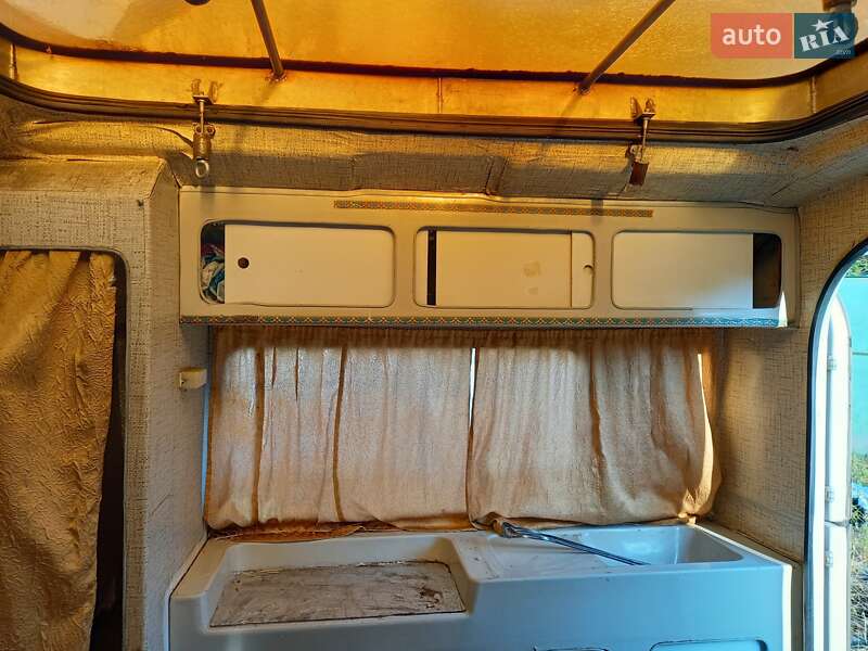 Фургон полуприцеп Qek Junior HP 1979 в Ужгороде