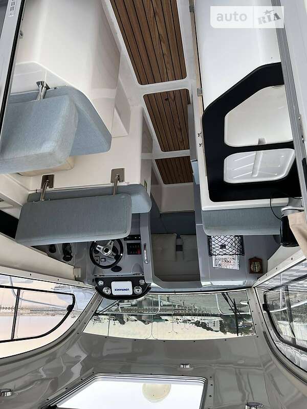 Моторна яхта Quicksilver Activ 2015 в Одесі