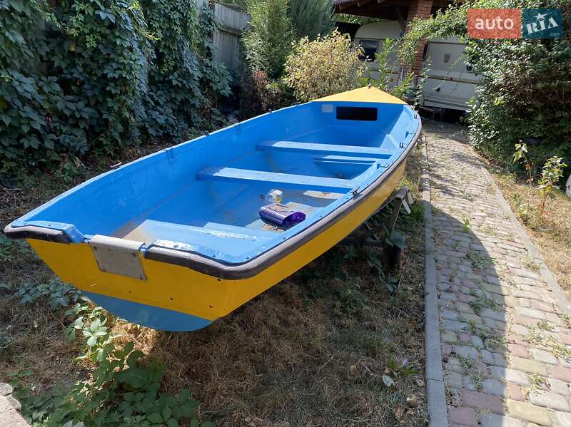 Човен Радуга 51 2001 в Харкові фото 6 Човен Радуга 51 2001 в Харкові