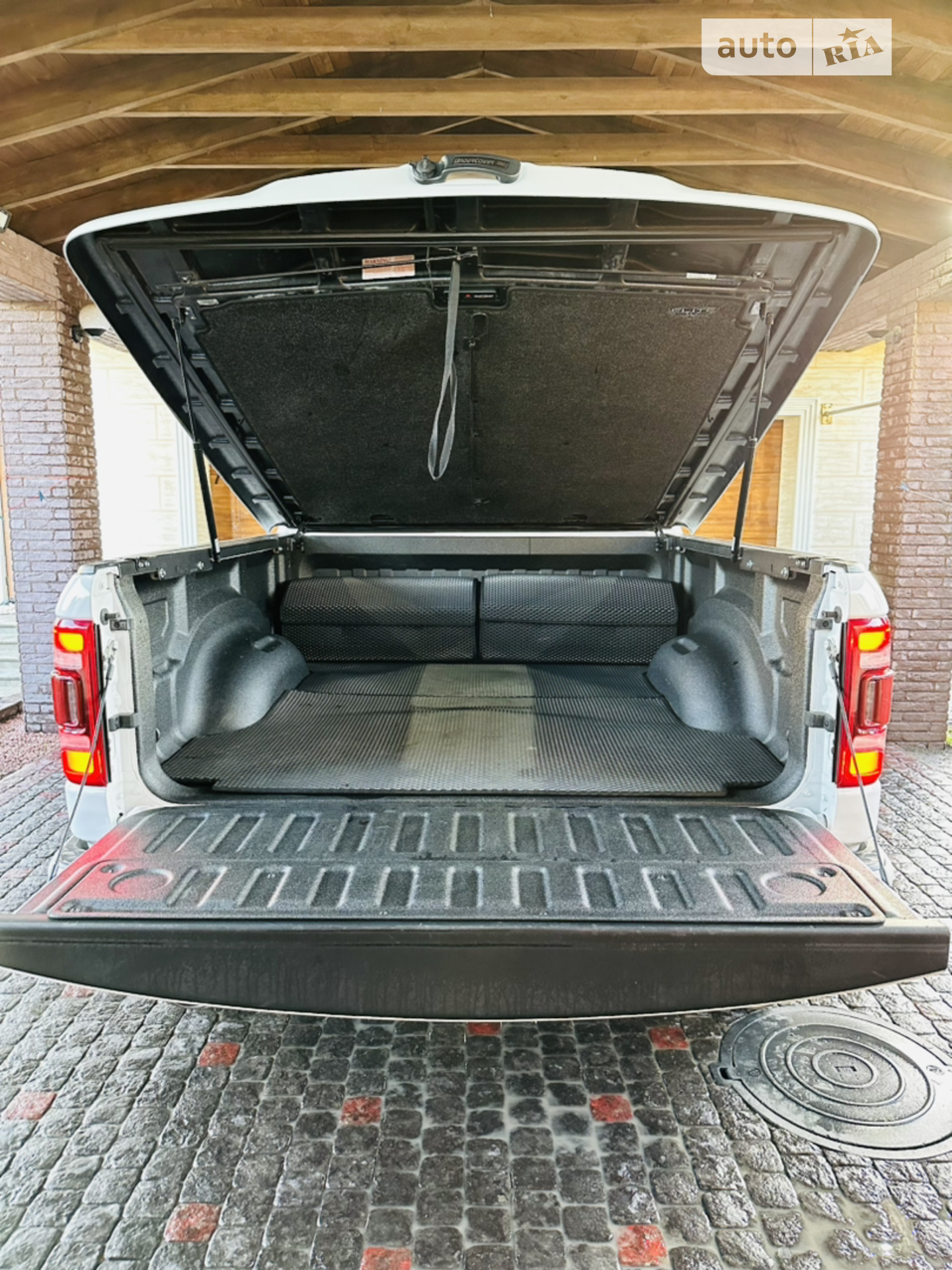 2019 RAM 1500 - мініатюра 18