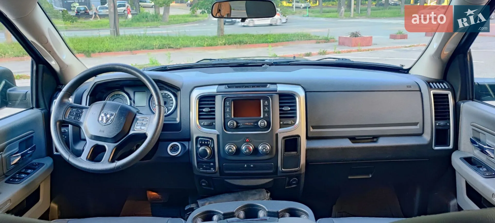 2019 RAM 1500 - мініатюра 28