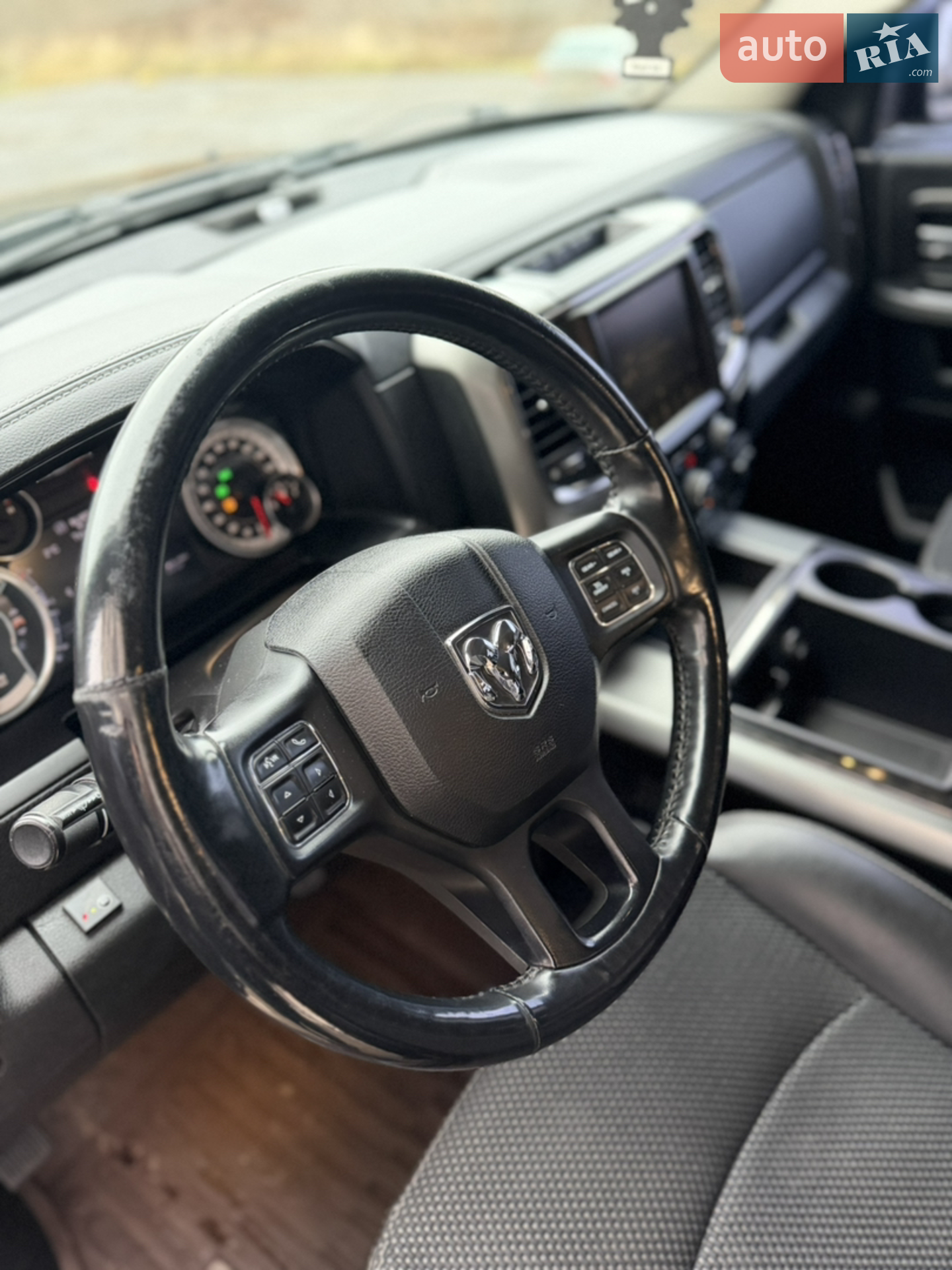 2016 RAM 1500 - мініатюра 40
