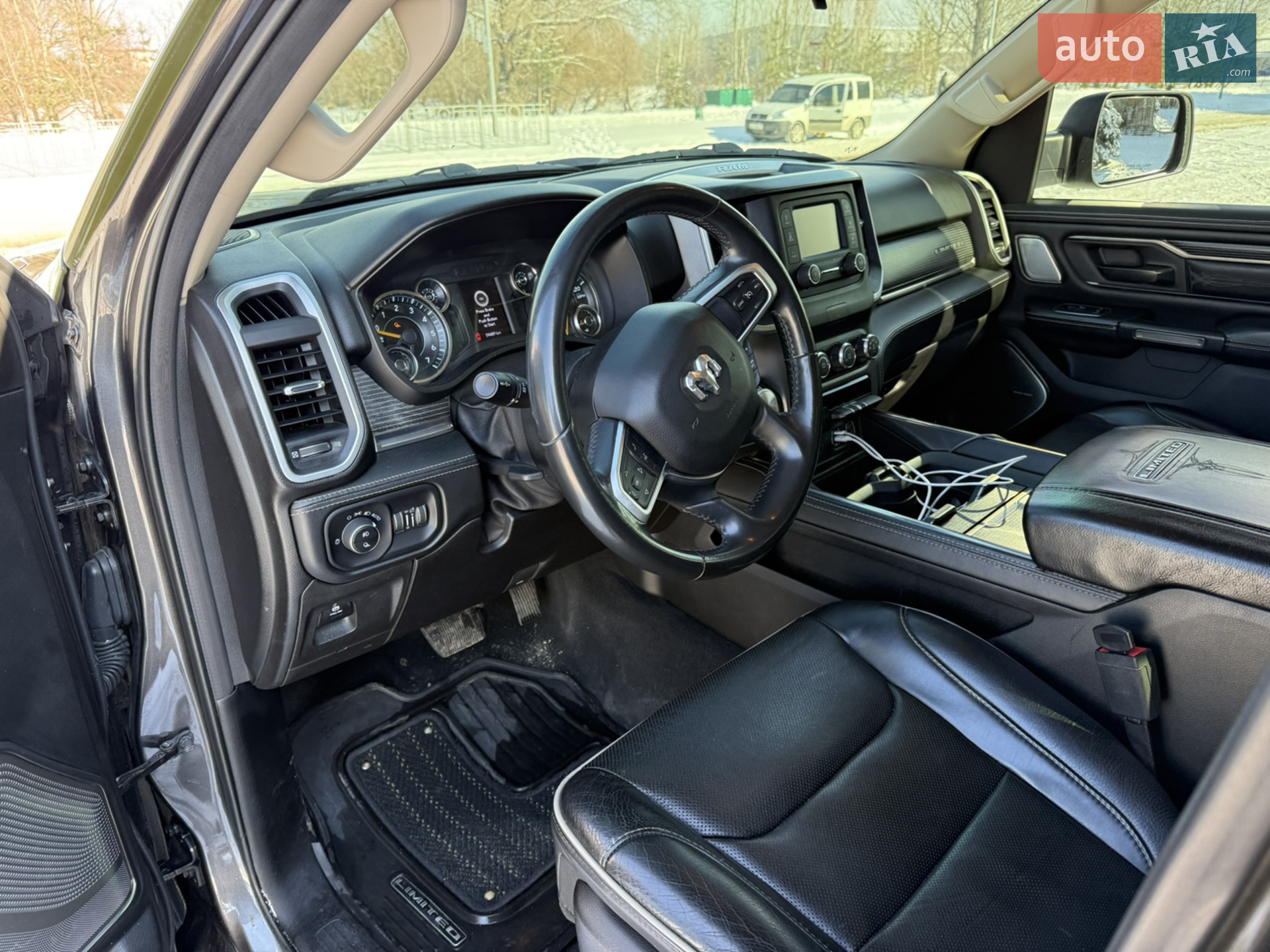 2019 RAM 1500 - мініатюра 8