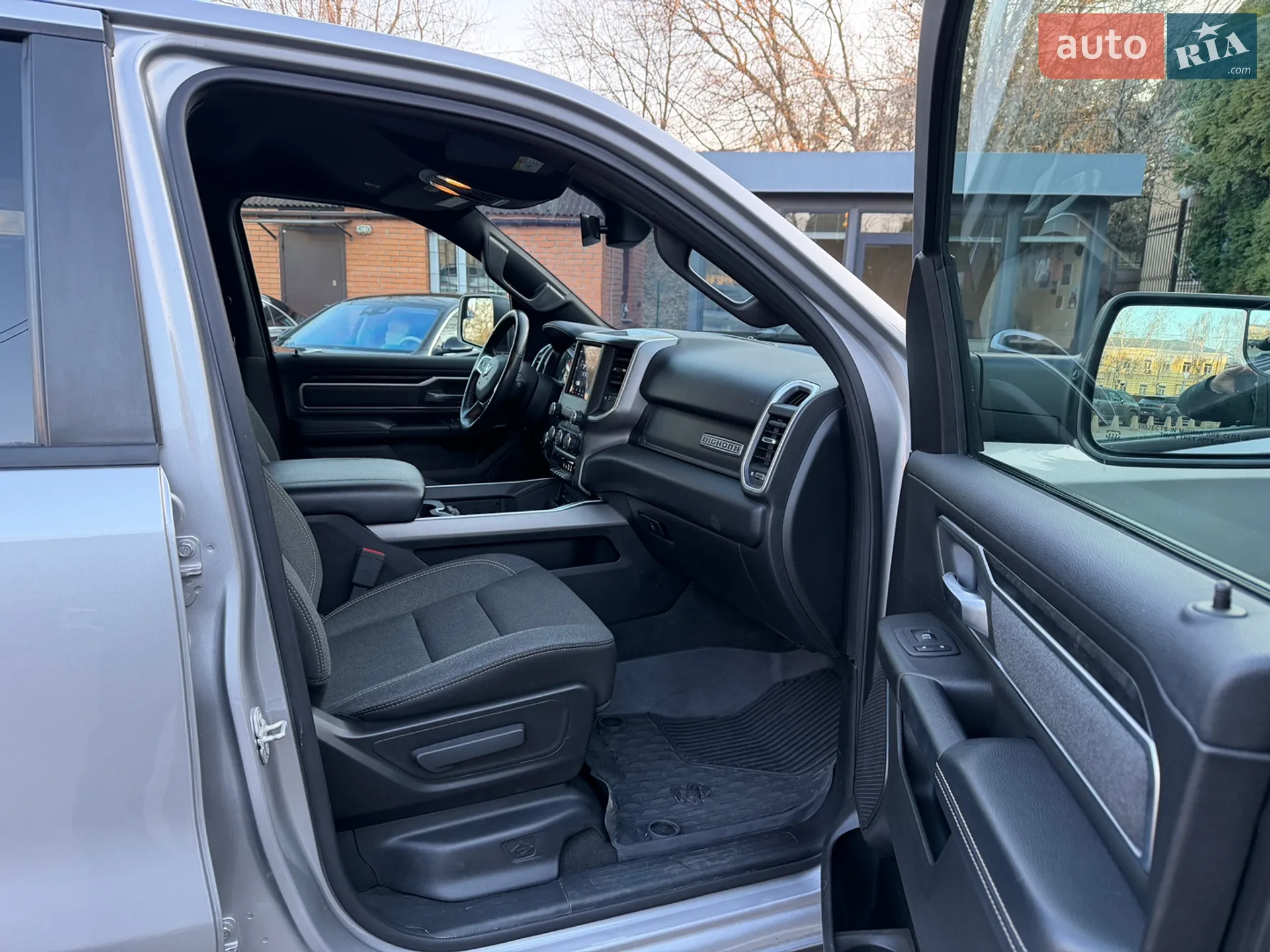 2019 RAM 1500 - мініатюра 23