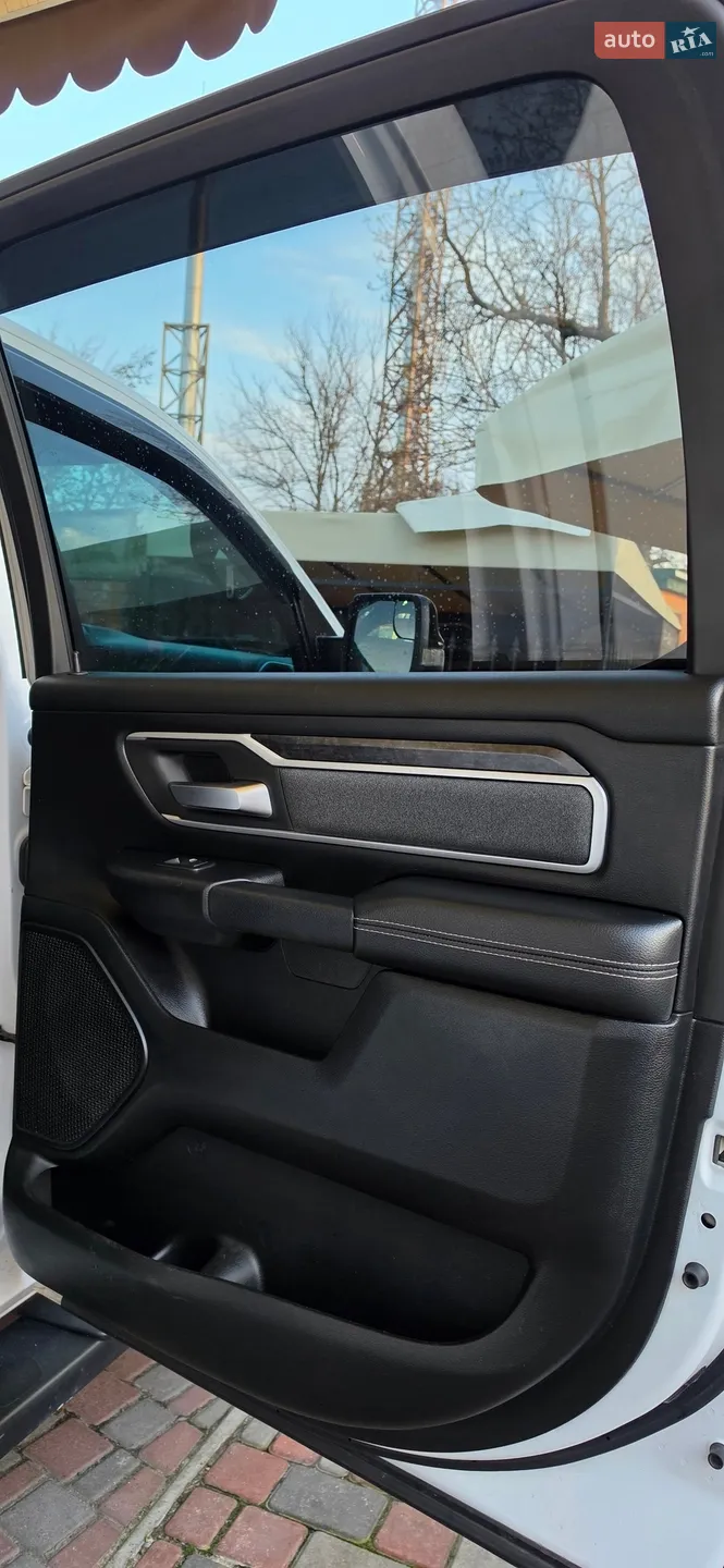 2022 RAM 1500 - мініатюра 8