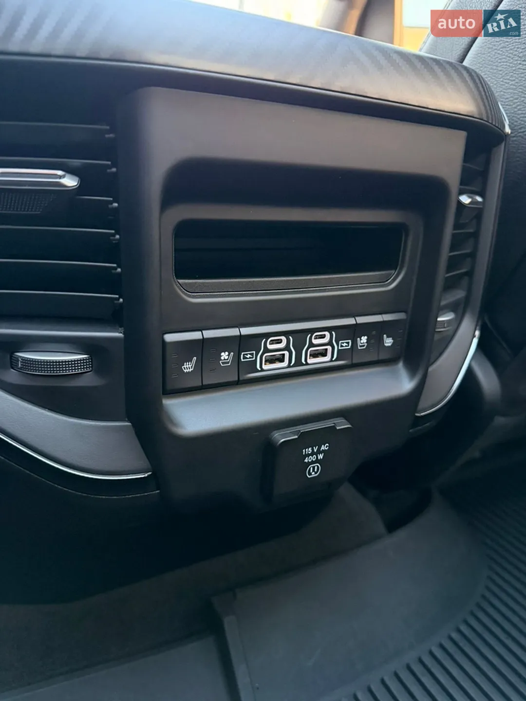 2024 RAM 1500 - мініатюра 28