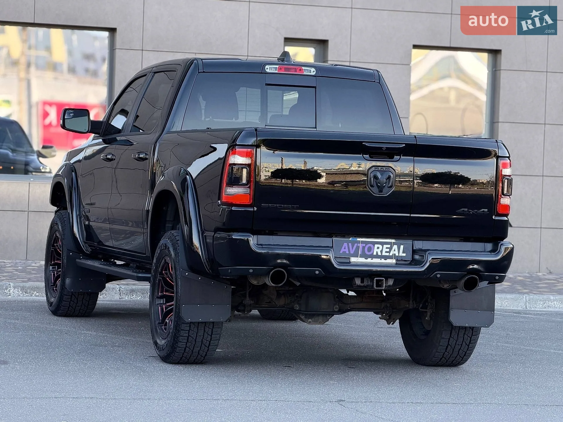 2019 RAM 1500 - мініатюра 24