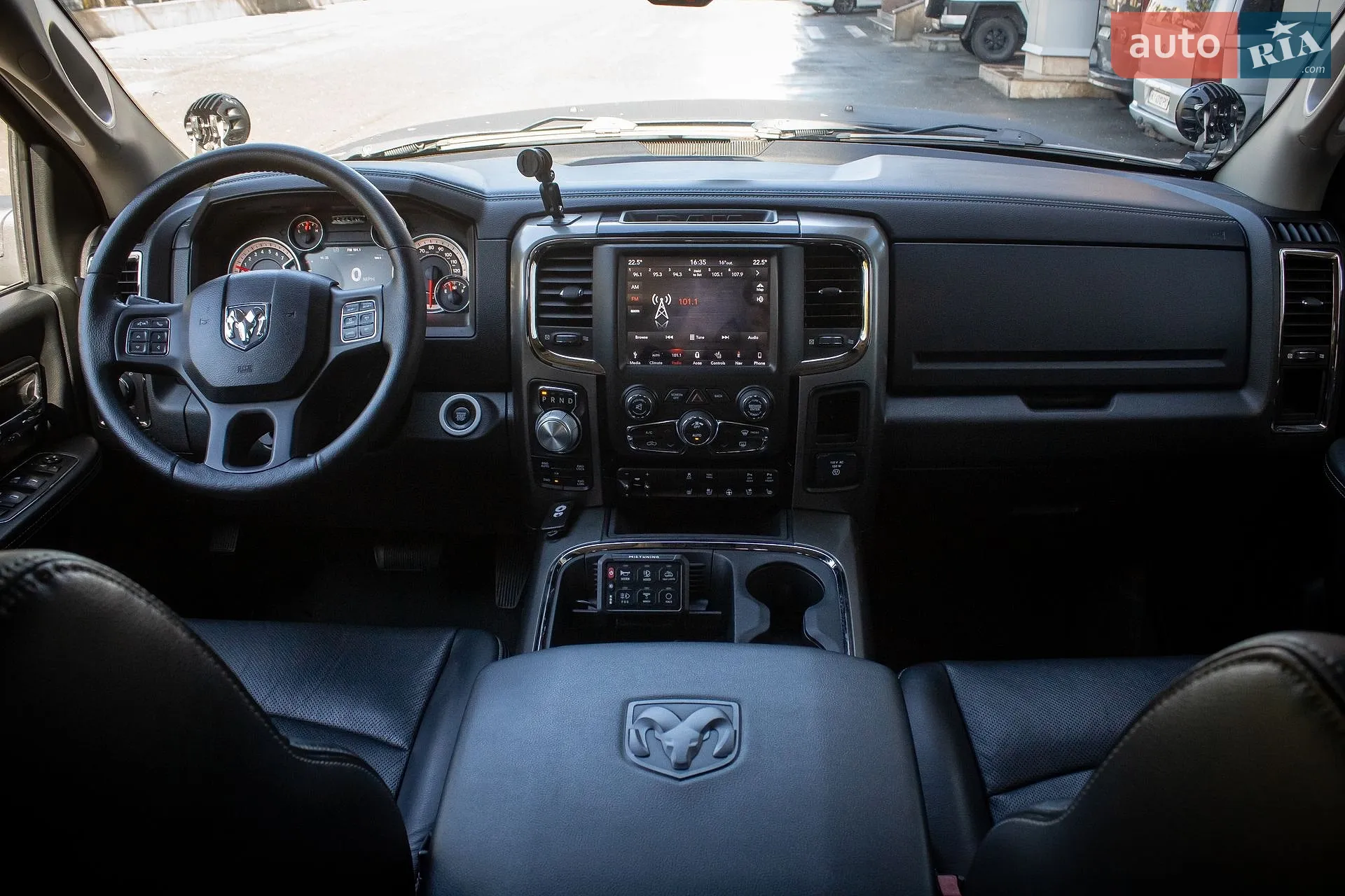 2018 RAM 1500 - мініатюра 14
