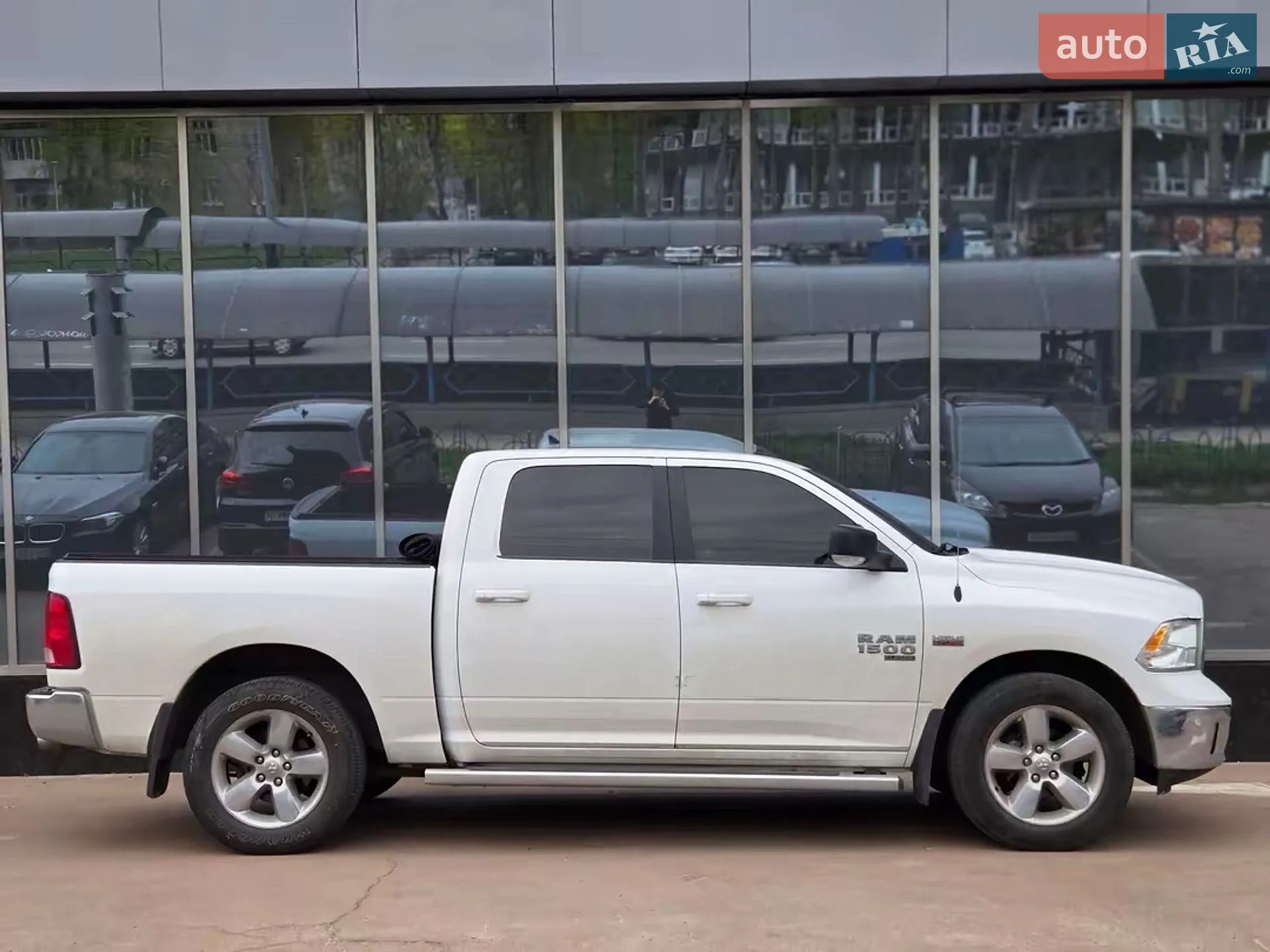 2019 RAM 1500 - мініатюра 8