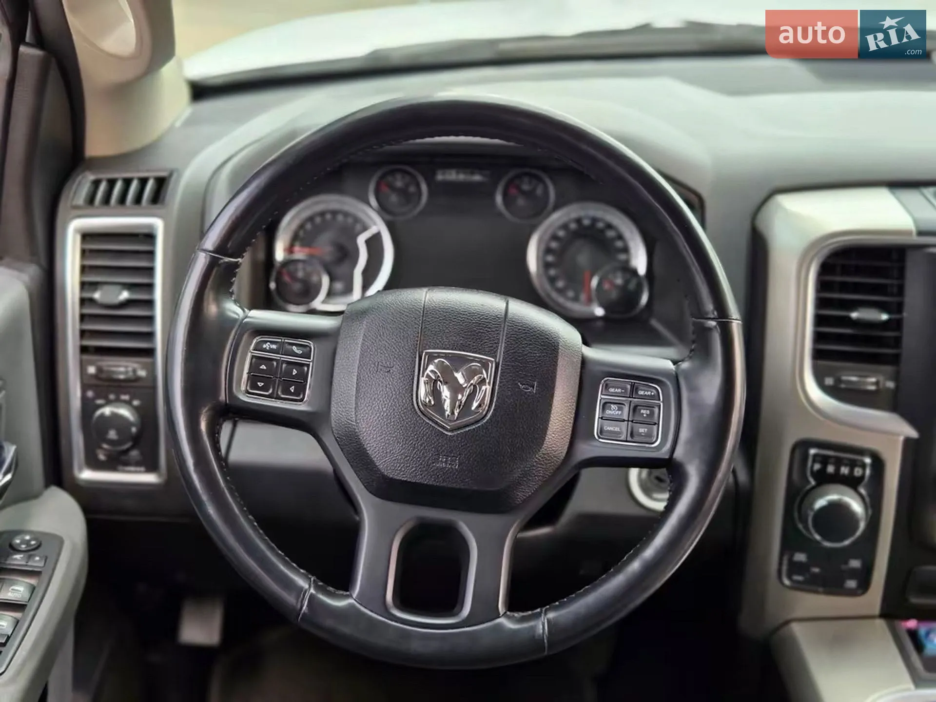 2019 RAM 1500 - мініатюра 27