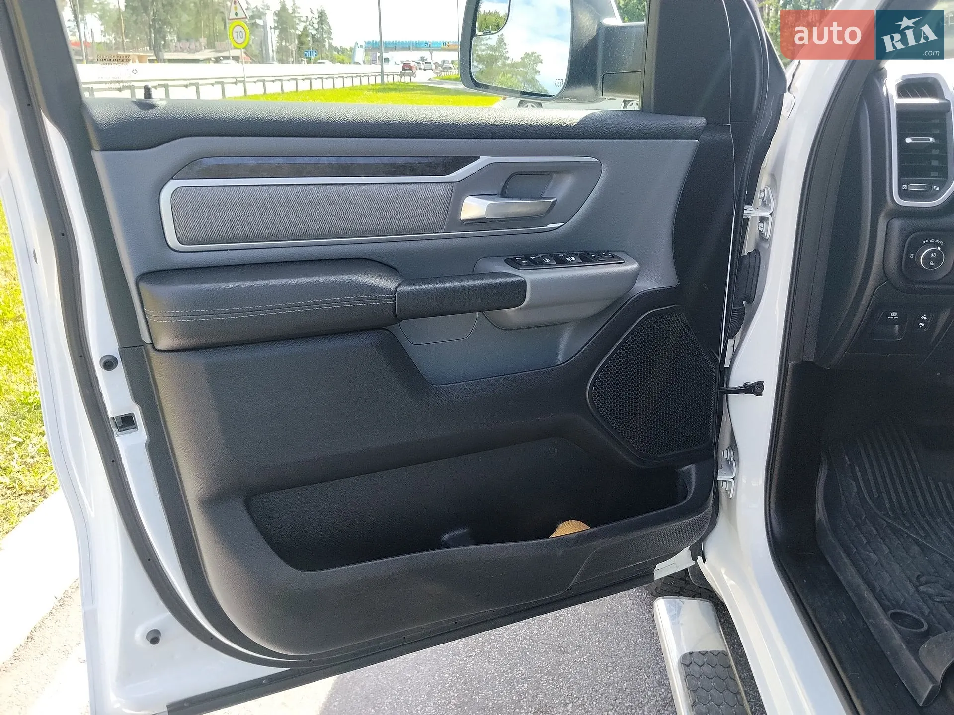 2022 RAM 1500 - мініатюра 21