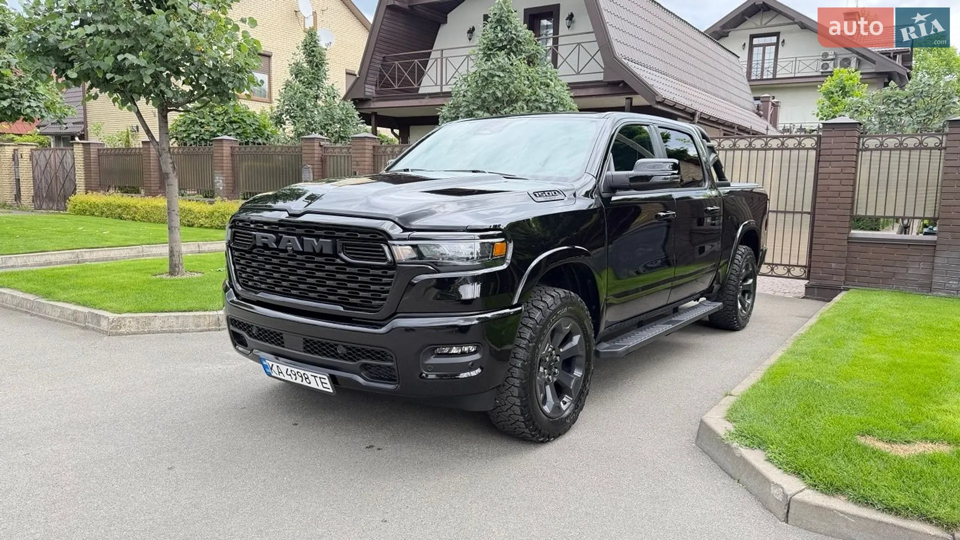 2024 RAM 1500 - мініатюра 10