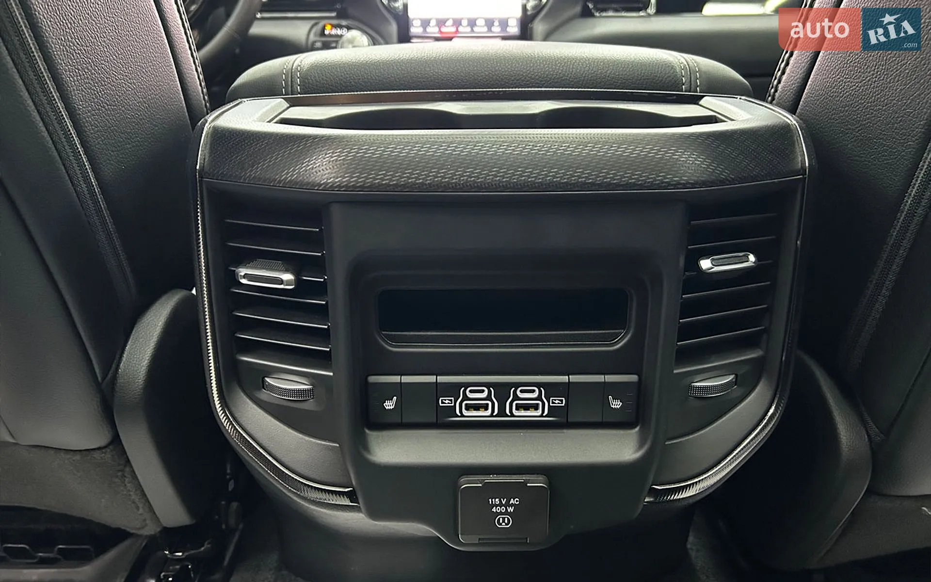 2024 RAM 1500 - мініатюра 30