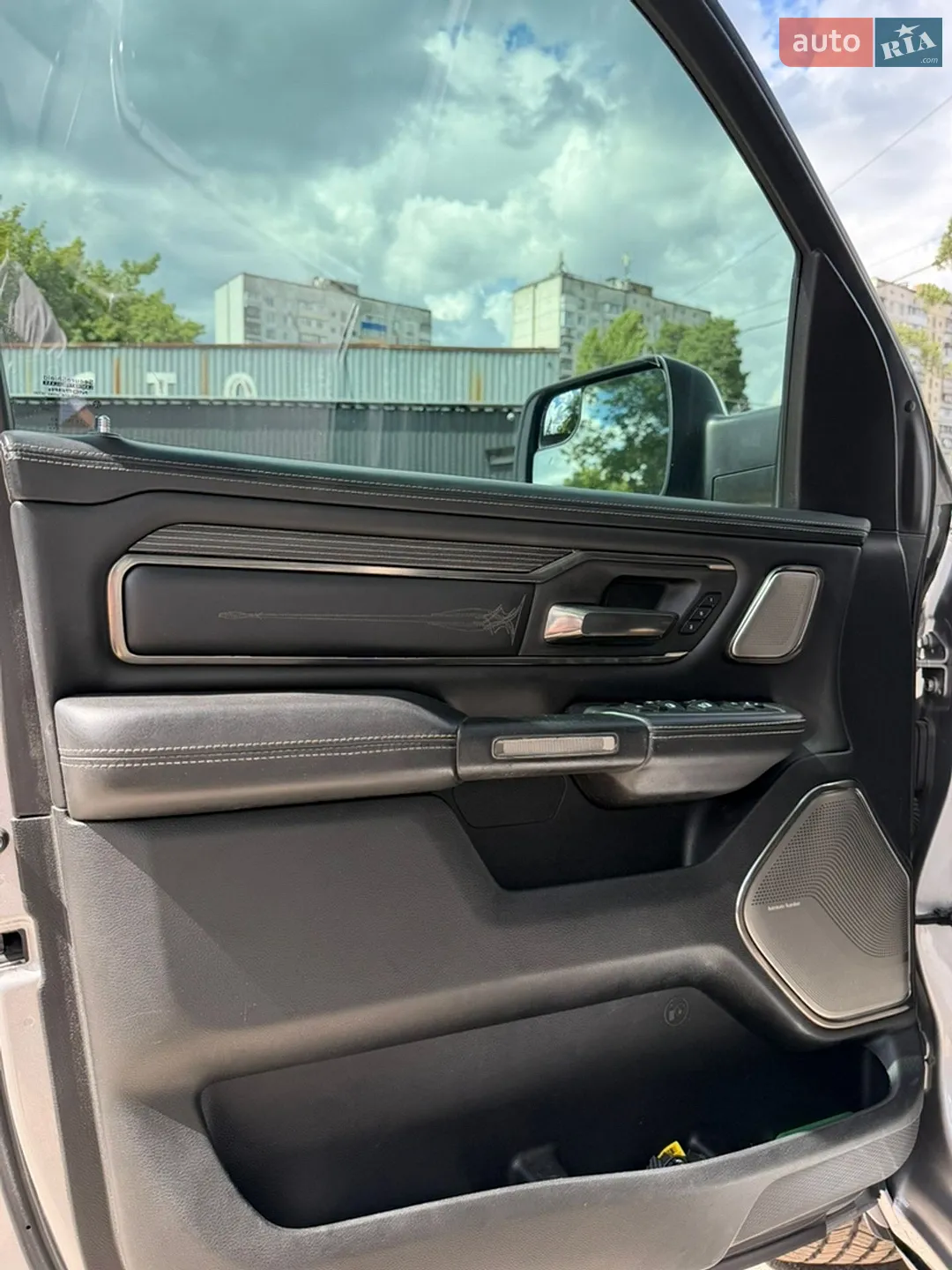 2019 RAM 1500 - мініатюра 20