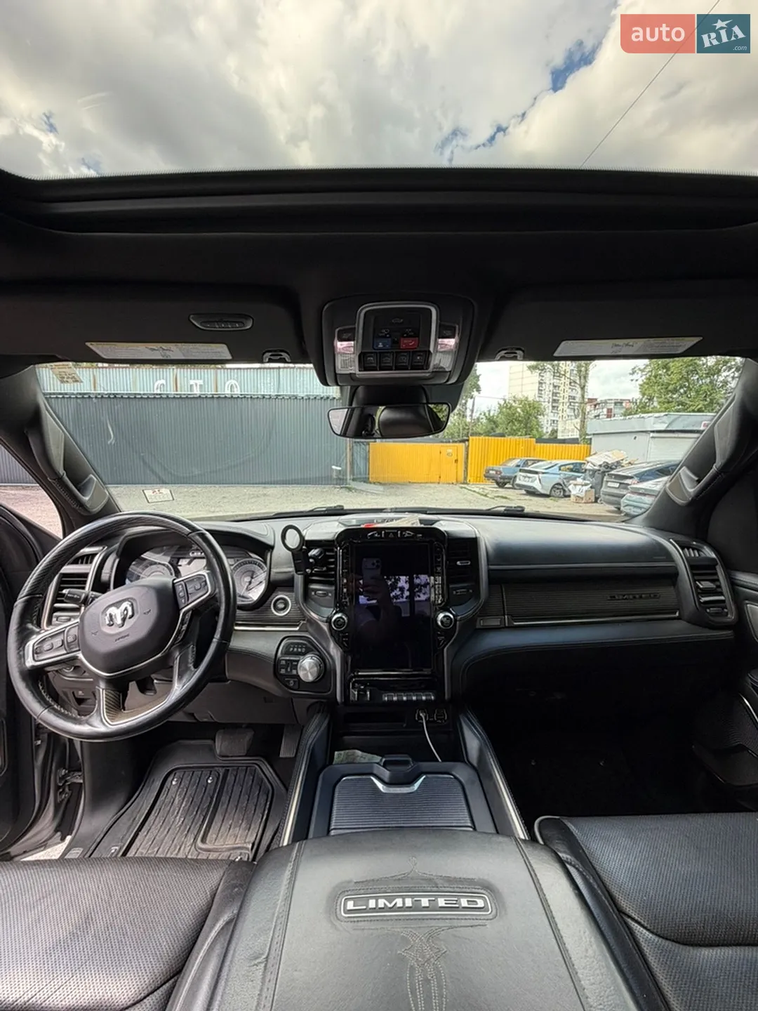 2019 RAM 1500 - мініатюра 28