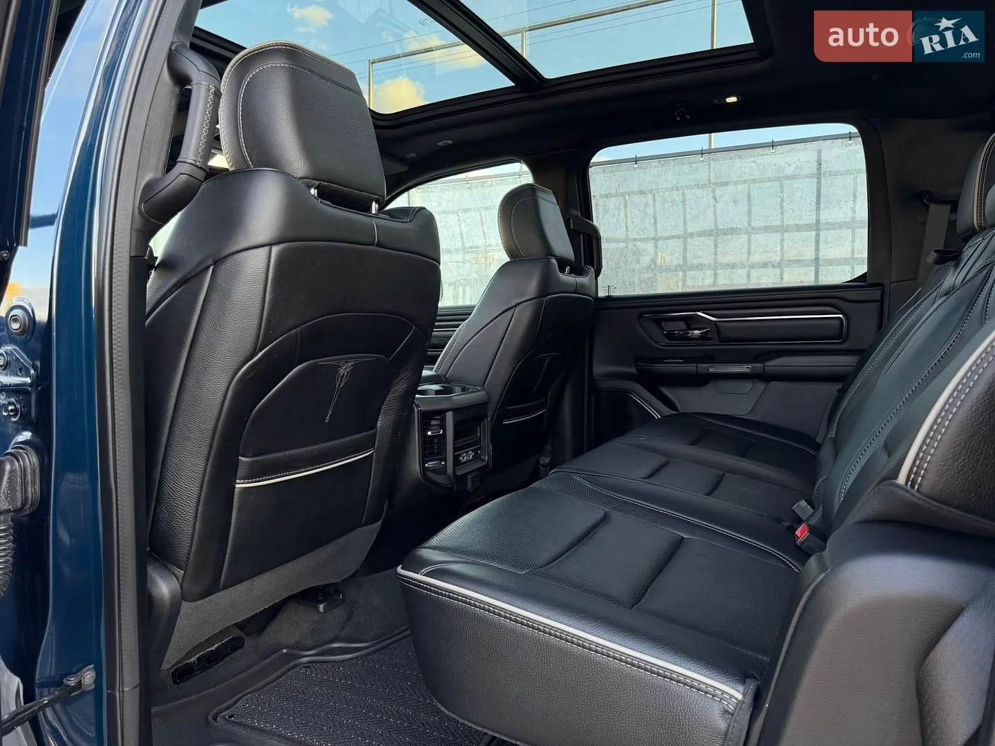 2022 RAM 1500 - мініатюра 41