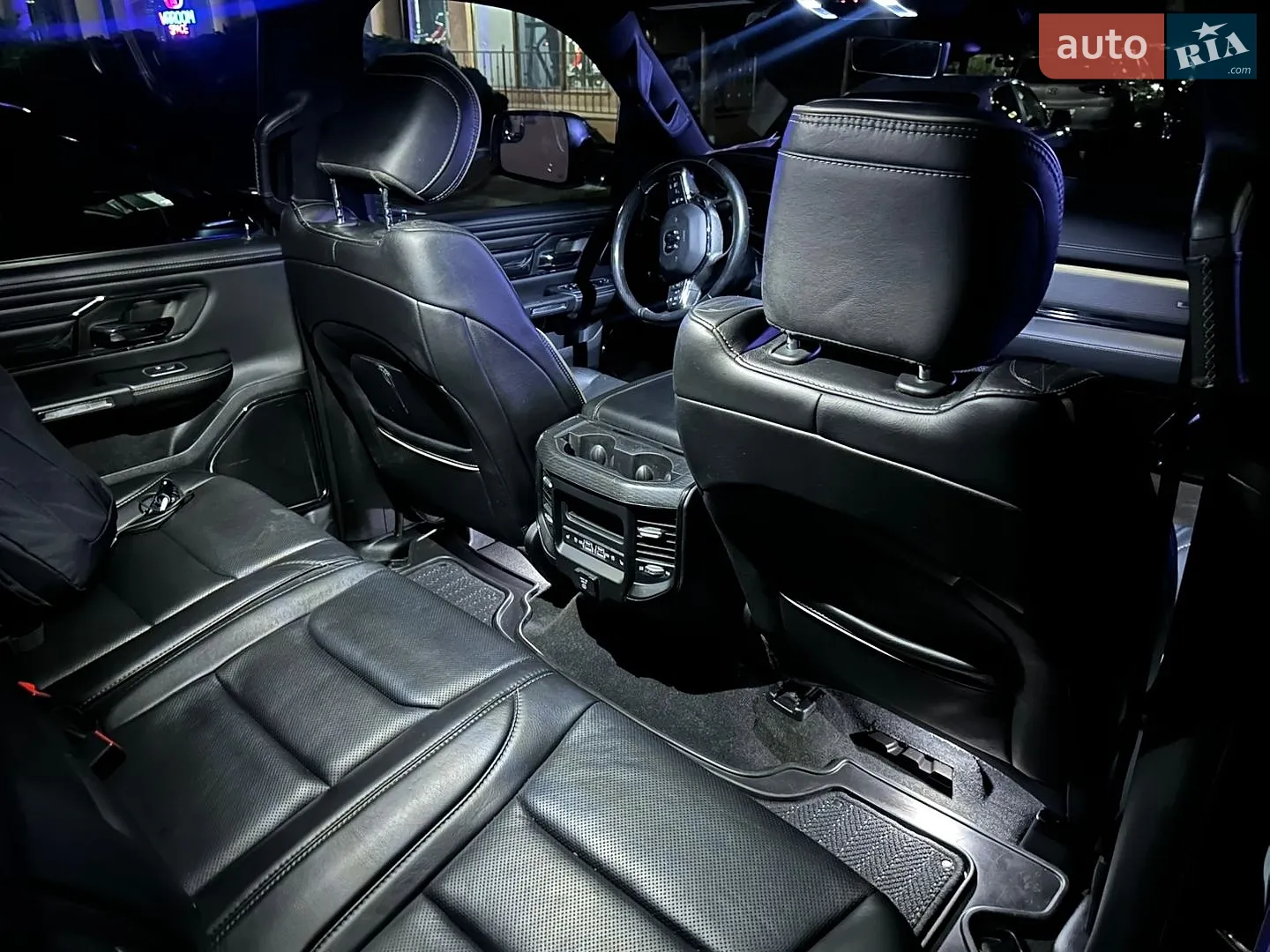 2022 RAM 1500 - мініатюра 23