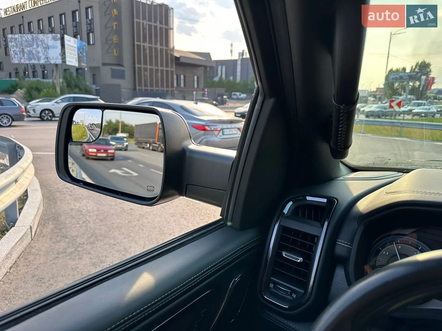 2022 RAM 1500 - мініатюра 33