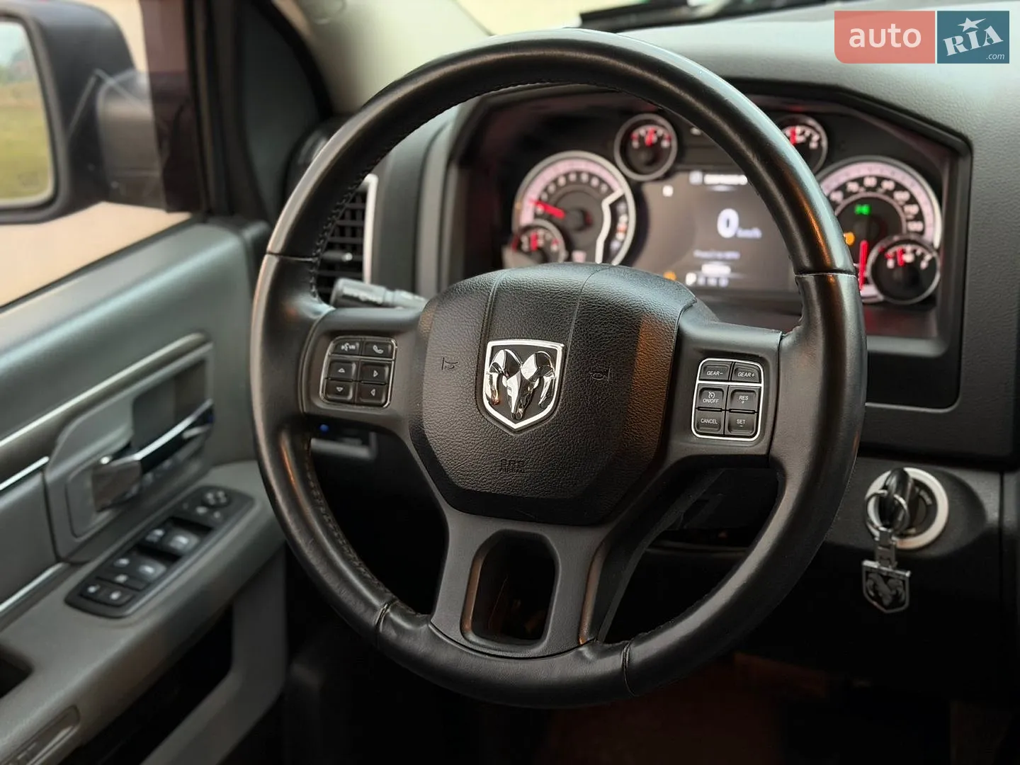 2019 RAM 1500 - мініатюра 37