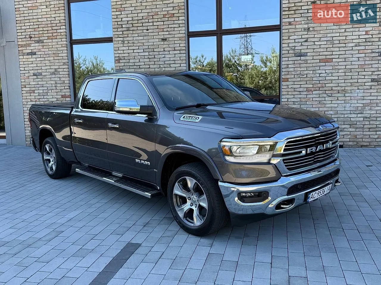 2021 RAM 1500 - мініатюра 3