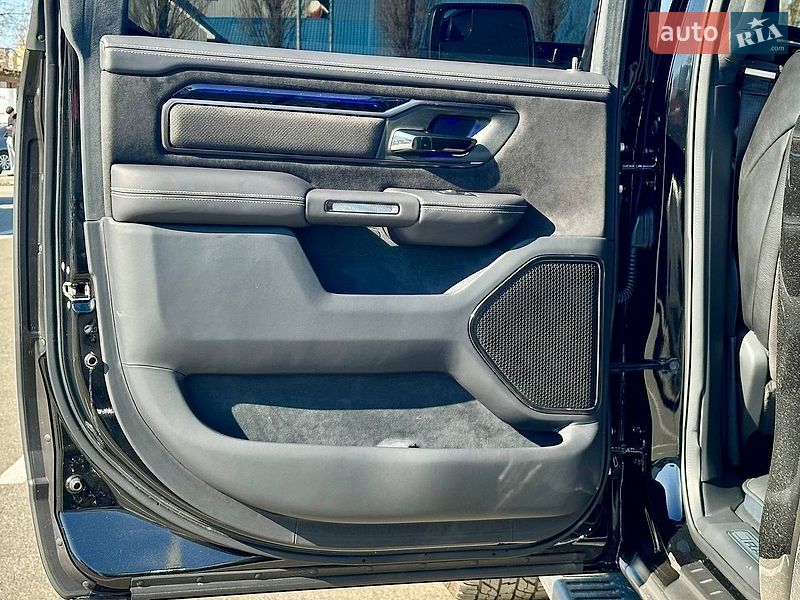 Пикап Ram 1500 2023 в Киеве