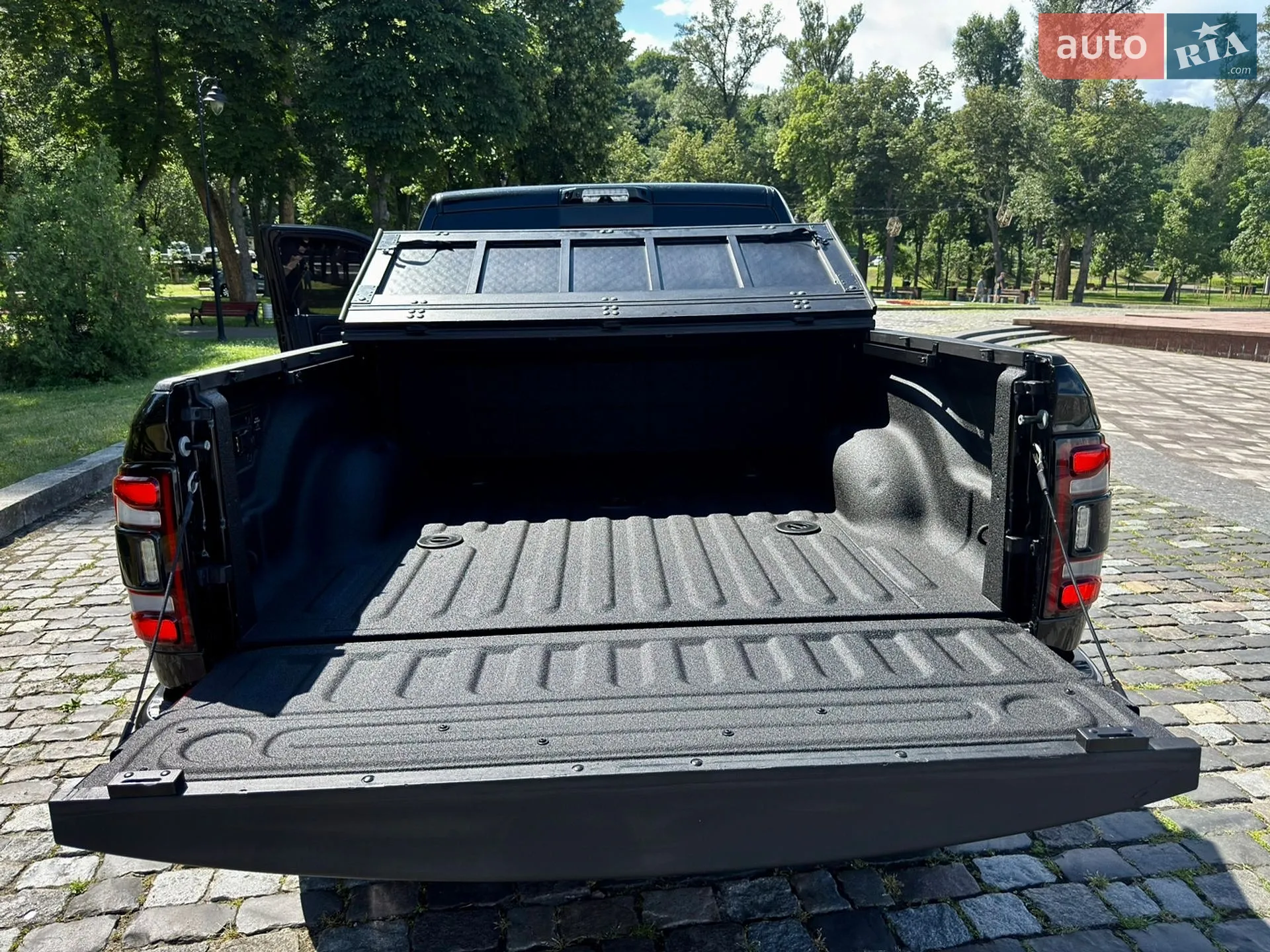 2024 RAM 2500 - мініатюра 187