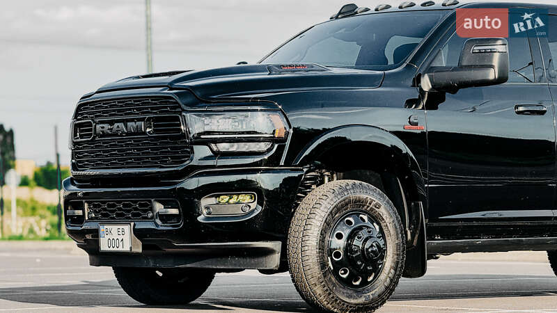 Пикап Ram 3500 2023 в Ровно