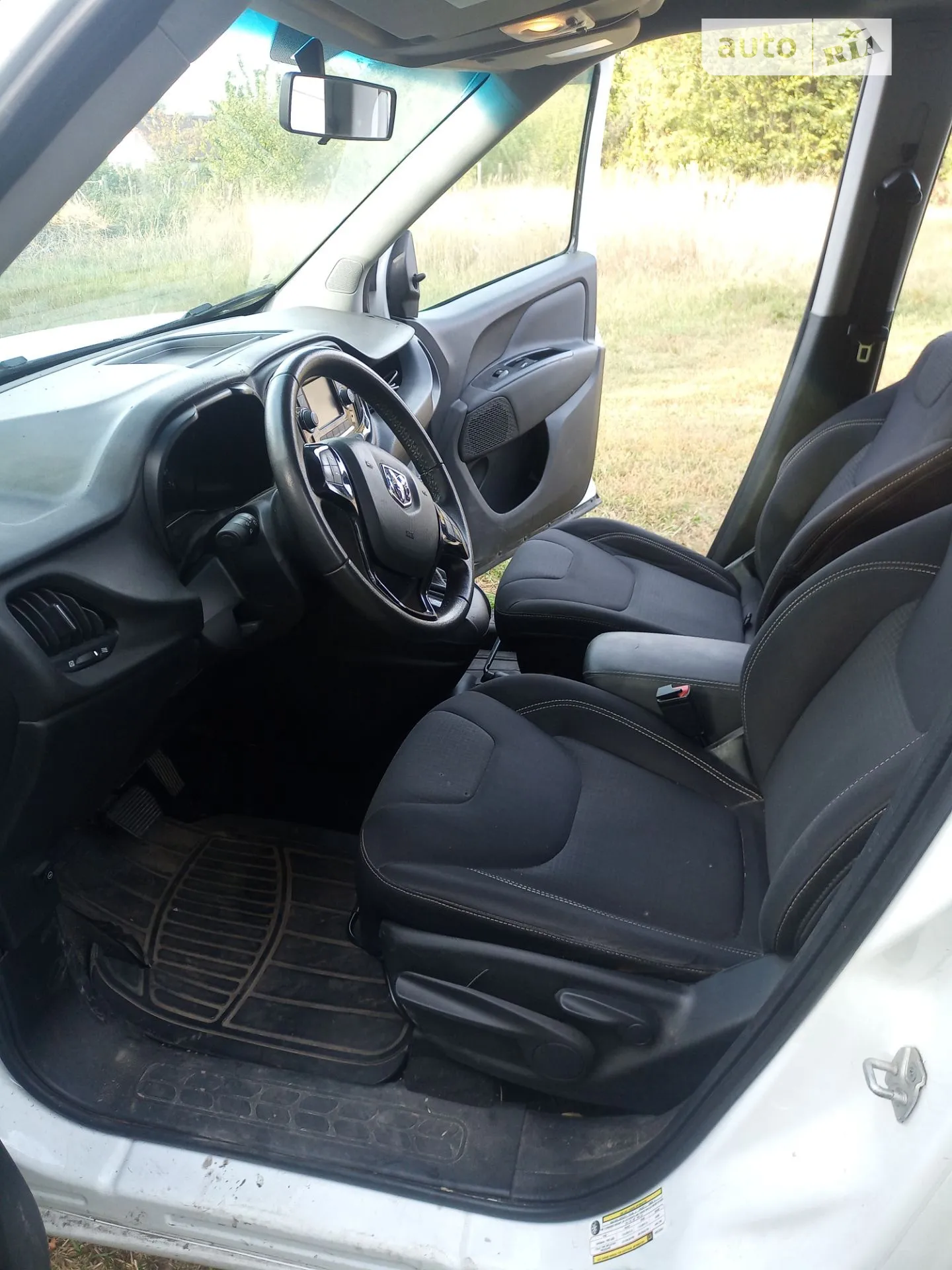 2016 RAM ProMaster City - мініатюра 23