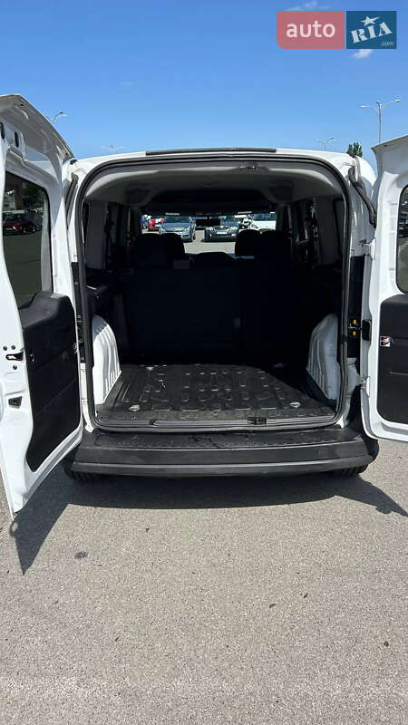 Универсал Ram Promaster City 2016 в Киеве фото 5 Универсал Ram Promaster City 2016 в Киеве