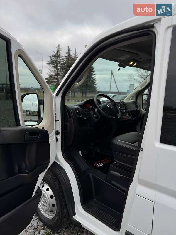 Вантажопасажирський фургон Ram Promaster 2020 в Бродах фото 11 Вантажопасажирський фургон Ram Promaster 2020 в Бродах