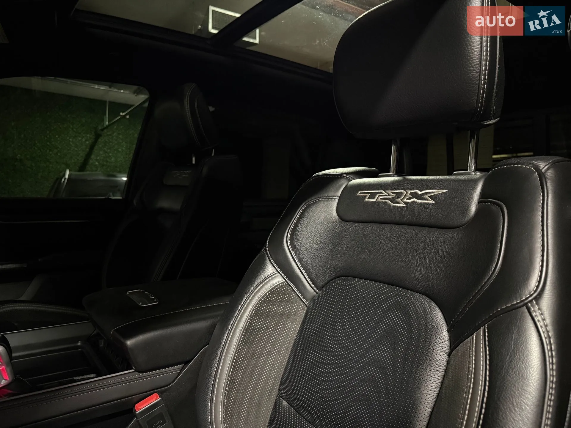 2023 RAM 1500 - мініатюра 46