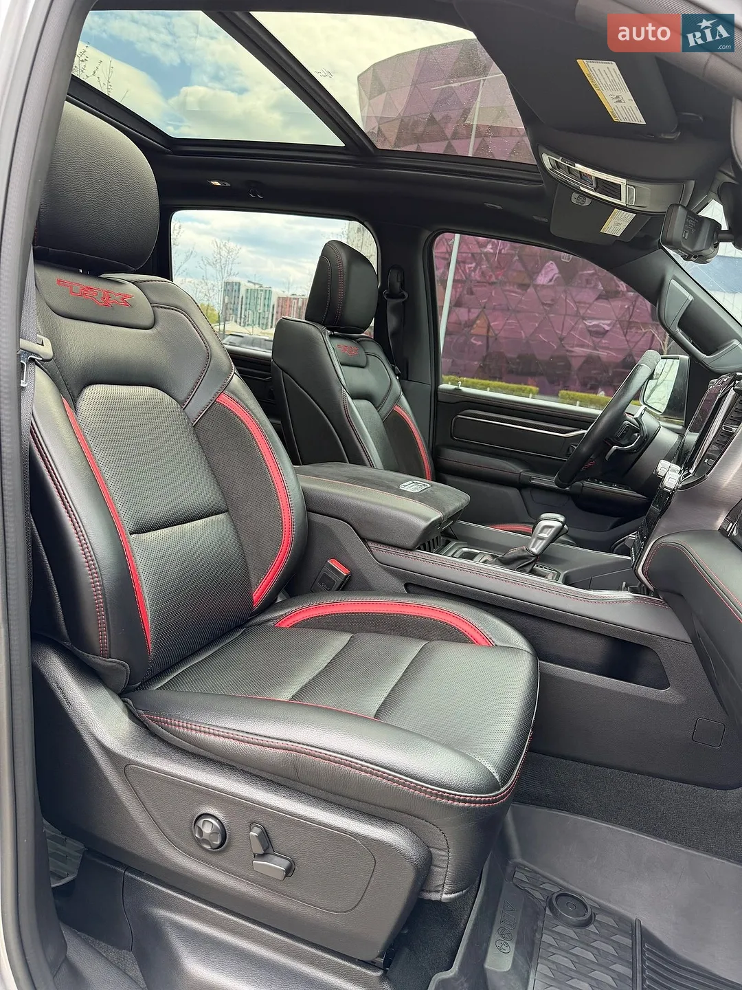 2021 RAM 1500 - мініатюра 17